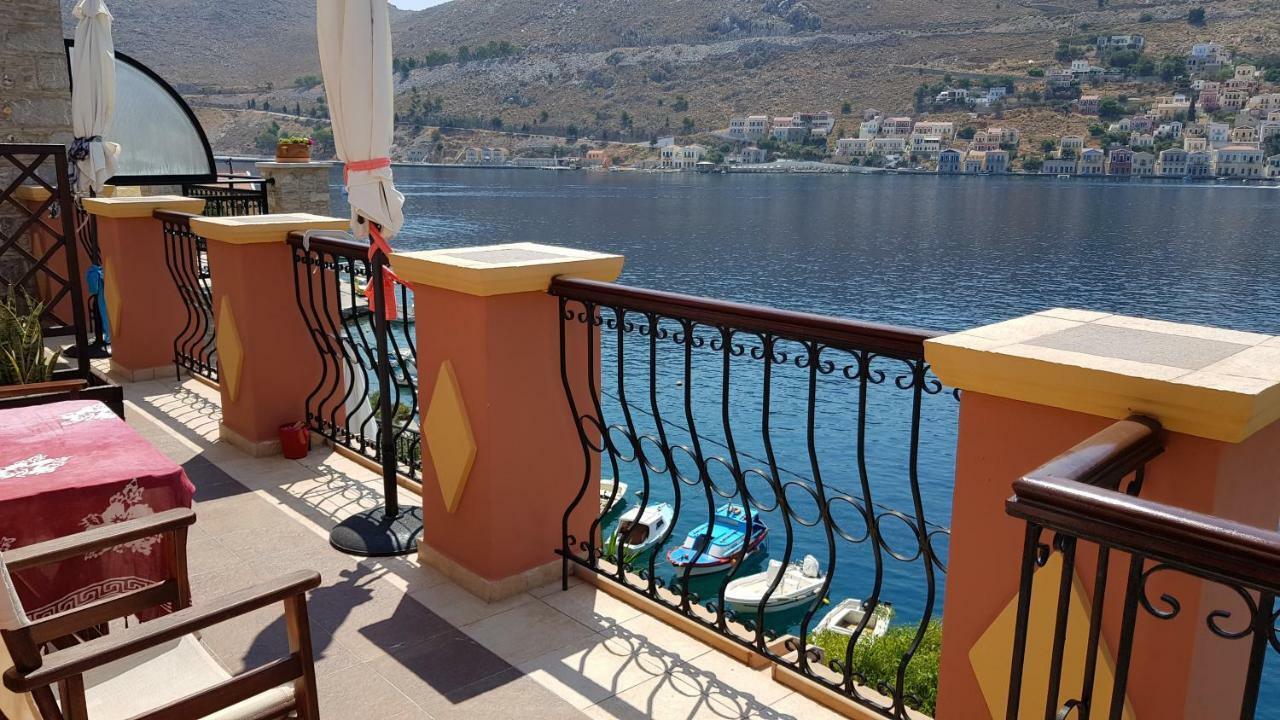 Kleanthi And Kostas Studios Simi Zewnętrze zdjęcie